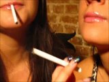 Amateurvideo Jess und Laura beim rauchen von JessundLaura
