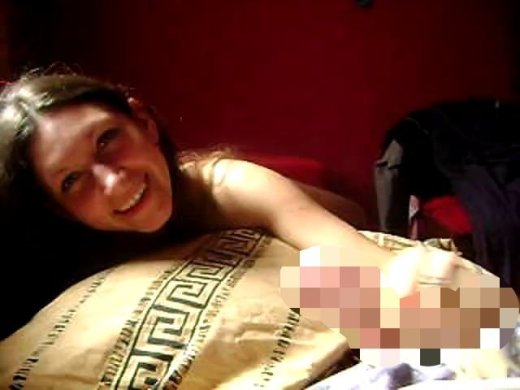 Amateurvideo Brünette Teenschlampe durchgefickt von Pornland
