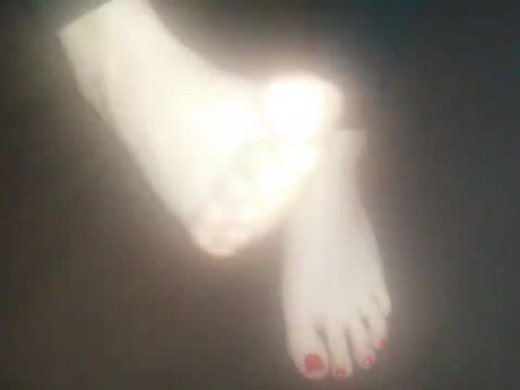 Amateurvideo Füße zeigen von CaraliaDeluxe